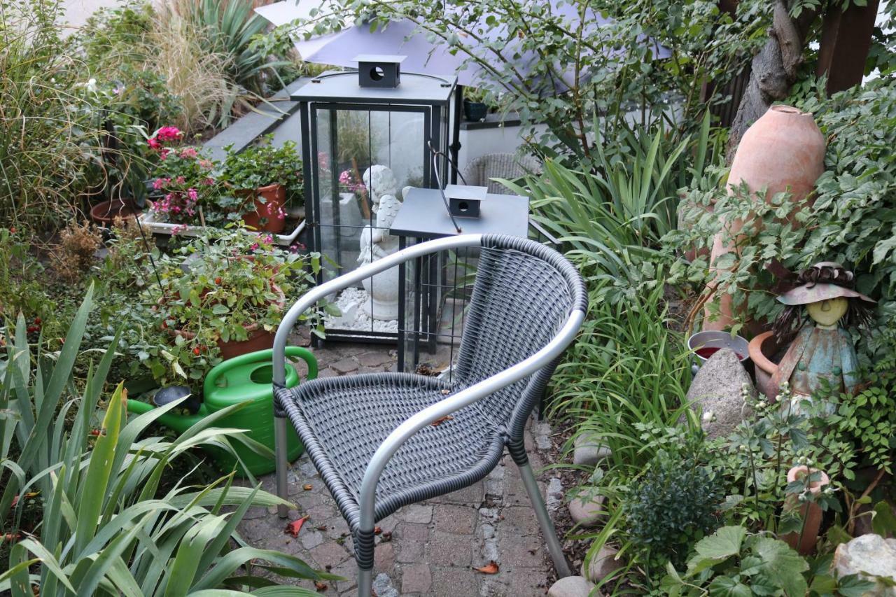 Soutterain - Wohnung Mit Senkgarten Weingarten  Esterno foto